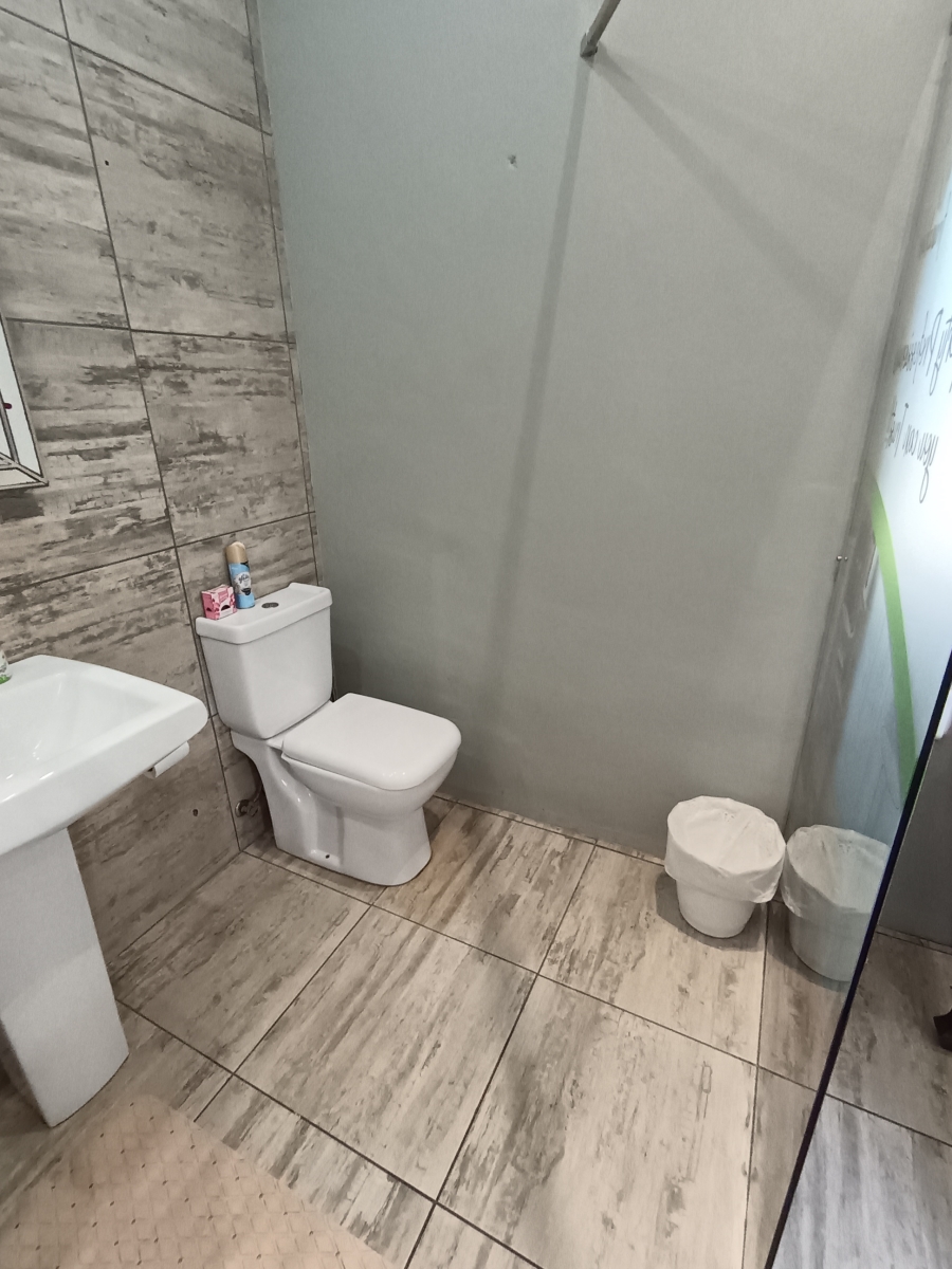 4 Bedroom Property for Sale in Aston Bay Eastern Cape